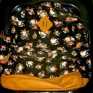 Lightweight back pack